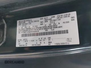 2017 Ford F-150 XL с VIN 1FTMF1C82HKD02039, выставлен на аукционе IAAI как лот 42101837 с пробегом 193 959 миль миль и . История ставок и продаж доступна на DreamBid. Изображение 9.