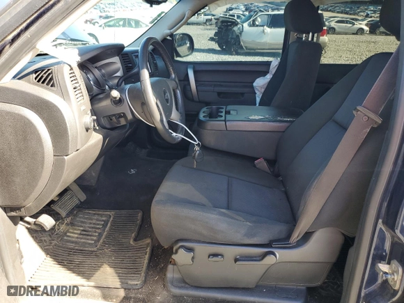 2012 Chevrolet Silverado 1500 LT with VIN 3GCPCSE09CG179939, listed as a Copart auction lot 43209575 with 221,365 mi miles and Salvage Title. Bid and sale history available at carsss.com. Image 7.
