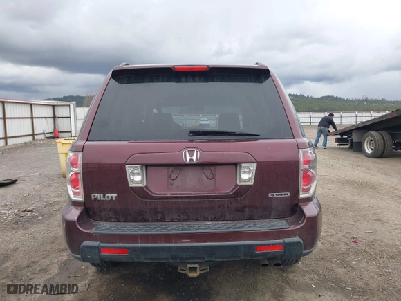 2008 Honda Pilot VP with VIN 5FNYF18268B003608, listed as a IAAI auction lot 41868869 with 184,324 mi miles. Bid and sale history available at carsss.com. Image 16.