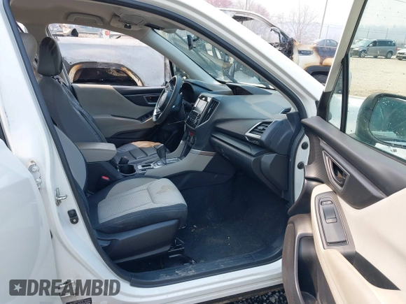 2020 Subaru Forester with VIN JF2SKADC2LH573843, listed as a IAAI auction lot 41870710 with 70,373 mi miles. Bid and sale history available at carsss.com. Image 5.