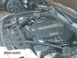 2015 BMW 5 Series с VIN WBA5M6C54FD086058, выставлен на аукционе IAAI как лот 42608347 с пробегом 116 350 миль миль и . История ставок и продаж доступна на DreamBid. Изображение 19.