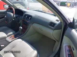 2001 Lexus ES 300 с VIN JT8BF28G210342084, выставлен на аукционе IAAI как лот 42536339 с пробегом 179 663 миль миль и . История ставок и продаж доступна на DreamBid. Изображение 5.