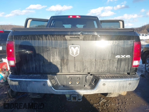 2015 Ram 2500 Tradesman with VIN 3C6UR5CJ4FG537376, listed as a IAAI auction lot 41451701 with 92,189 mi miles and . Bid and sale history available at DreamBid. Image 16.