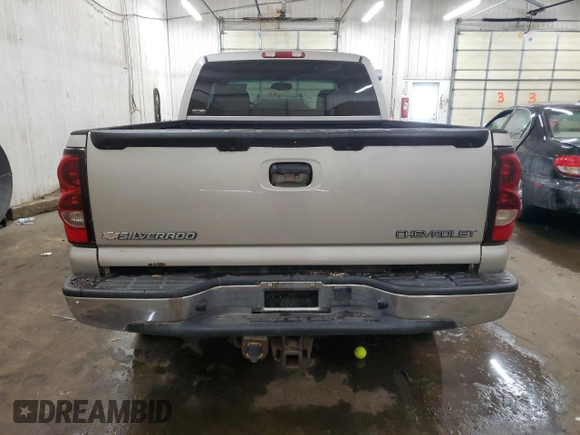 2004 Chevrolet Silverado 1500 with VIN 1GCEK19T14Z145388, listed as a Copart auction lot 44710815 with 204,466 mi miles and Clean Title. Bid and sale history available at DreamBid. Image 6.