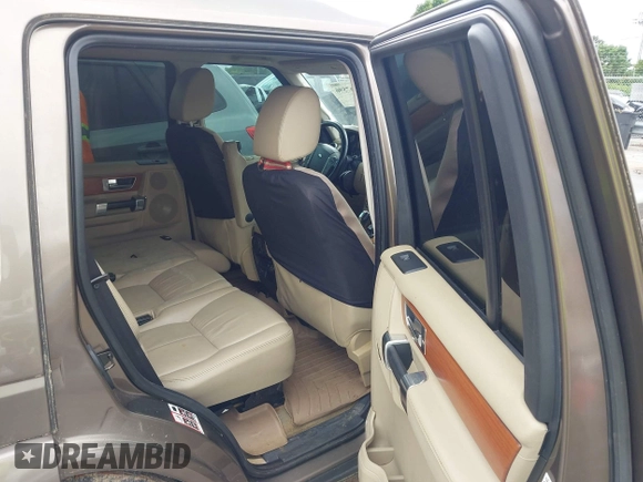 2011 Land Rover LR4 Lux with VIN SALAK2D44BA557992, listed as a IAAI auction lot 42267596 with 217,414 mi miles and . Bid and sale history available at DreamBid. Image 8.