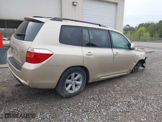 2008 Toyota Highlander with VIN JTEDS41A682019853, listed as a IAAI auction lot 41856615 with 157,215 mi miles. Bid and sale history available at carsss.com. Image 4.