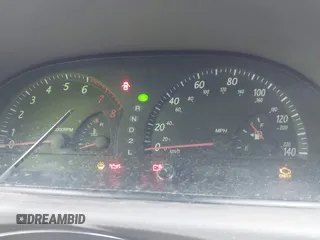 2002 Toyota Camry LE z VIN 4T1BE32K92U102107, wystawiony jako IAAI lot #41956837 z przebiegiem 239 106 mil mil oraz . Historia ofert i sprzedaży dostępna na DreamBid. Obrazek 7.