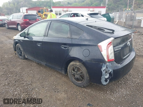 2013 Toyota Prius One with VIN JTDKN3DU5D1633618, listed as a IAAI auction lot 42125827 with 300,000 mi miles. Bid and sale history available at carsss.com. Image 3.