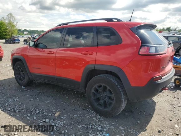 2019 Jeep Cherokee Trailhawk с VIN 1C4PJMBX3KD256495, выставлен на аукционе Copart как лот 56122695 с пробегом 98 786 миль миль и Списание • Salvage title. История ставок и продаж доступна на DreamBid. Изображение 2.