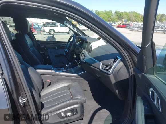 2020 BMW X5 xDrive40i with VIN 5UXCR6C07LLL66315, listed as a IAAI auction lot 41991304 with 45,279 mi miles. Bid and sale history available at carsss.com. Image 5.