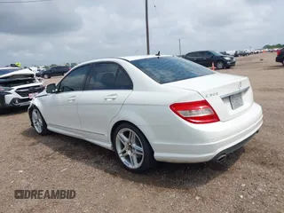 2009 Mercedes-Benz C 300 Sport с VIN WDDGF54XX9R069942, выставлен на аукционе IAAI как лот 42072983 с пробегом 159 064 миль миль и . История ставок и продаж доступна на DreamBid. Изображение 14.