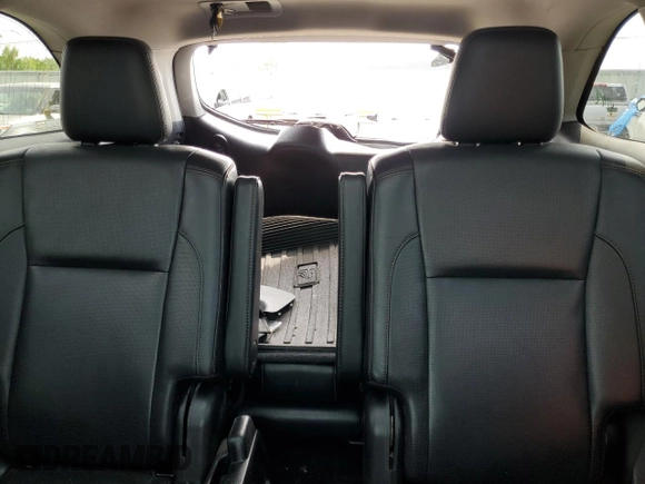 2017 Toyota Highlander Limited with VIN 5TDDZRFH4HS449506, listed as a Copart auction lot 60655085 with 109,494 mi miles and Salvage title. Bid and sale history available at DreamBid. Image 10.