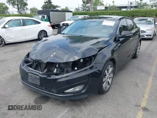 2012 Kia Optima SX z VIN 5XXGR4A68CG016223, wystawiony jako IAAI lot #42427776 z przebiegiem 136 653 mil mil oraz . Historia ofert i sprzedaży dostępna na DreamBid. Obrazek 6.
