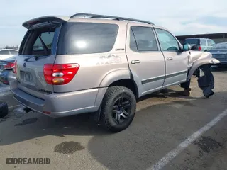 2002 Toyota Sequoia Limited with VIN 5TDBT48A82S067143, listed as a IAAI auction lot 41546157 with 244,878 mi miles. Bid and sale history available at carsss.com. Image 4.