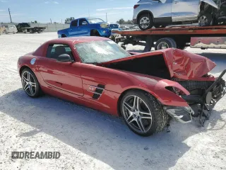 2011 Mercedes-Benz SLS AMG SLS AMG z VIN WDDRJ7HA9BA005680, wystawiony jako Copart lot #74722823 z przebiegiem 21 029 mil mil oraz Szkody całkowita. Historia ofert i sprzedaży dostępna na DreamBid. Obrazek 4.