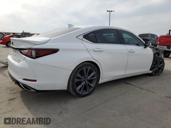 2021 Lexus ES with VIN 58AGZ1B19MU098304, listed as a Copart auction lot 44403435 with 55,016 mi miles and Salvage Title. Bid and sale history available at carsss.com. Image 3.