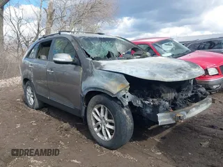2014 Kia Sorento LX with VIN 5XYKT4A62EG501290, listed as a IAAI auction lot 41674127 with 130,772 mi miles. Bid and sale history available at carsss.com. Image 12.