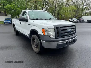 2010 Ford F-150 XL с VIN 1FTMF1CW0AKA26612, выставлен на аукционе Copart как лот 55950795 с пробегом 138 688 миль миль и Чистый • Clean title. История ставок и продаж доступна на DreamBid. Изображение 4.