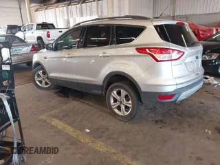2013 Ford Escape SE z VIN 1FMCU9GX8DUD56926, wystawiony jako IAAI lot #41871248 z przebiegiem 36 807 mil mil oraz . Historia ofert i sprzedaży dostępna na DreamBid. Obrazek 3.