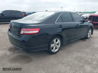 2011 Toyota Camry LE with VIN 4T1BK3EK0BU123111, listed as a IAAI auction lot 41533429 with 196,990 mi miles. Bid and sale history available at carsss.com. Image 4.