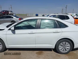 2019 Volkswagen Jetta S z VIN 3VWC57BU7KM110001, wystawiony jako IAAI lot #42244184 z przebiegiem 49 883 mil mil oraz . Historia ofert i sprzedaży dostępna na DreamBid. Obrazek 15.