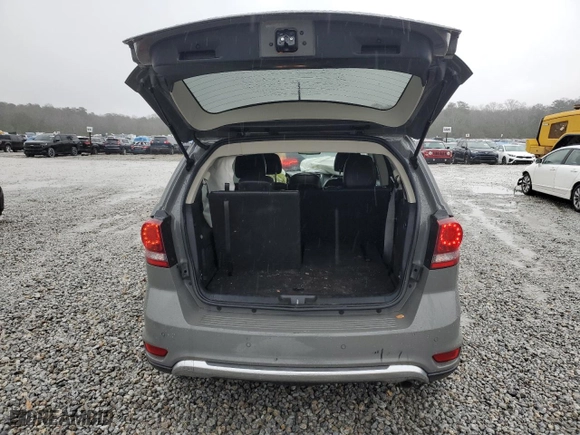 2020 Dodge Journey Crossroad with VIN 3C4PDCGB0LT265682, listed as a Copart auction lot 45090675 with 120,505 mi miles and Salvage Title. Bid and sale history available at carsss.com. Image 6.