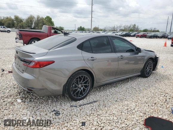 2025 Toyota Camry LE with VIN 4T1DAACKXSU563016, listed as a Copart auction lot 50403945 with 1,689 mi miles and Salvage Title. Bid and sale history available at carsss.com. Image 3.