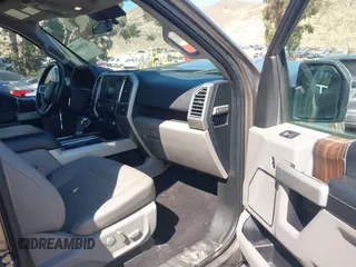 2016 Ford F-150 XL z VIN 1FTEW1CP3GKF33011, wystawiony jako IAAI lot #42509693 z przebiegiem 44 960 mil mil oraz . Historia ofert i sprzedaży dostępna na DreamBid. Obrazek 5.