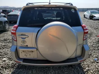 2012 Toyota RAV4 z VIN 2T3BF4DV0CW226771, wystawiony jako Copart lot #62187455 z przebiegiem 191 220 mil mil oraz Szkoda całkowita • Salvage title. Historia ofert i sprzedaży dostępna na DreamBid. Obrazek 6.