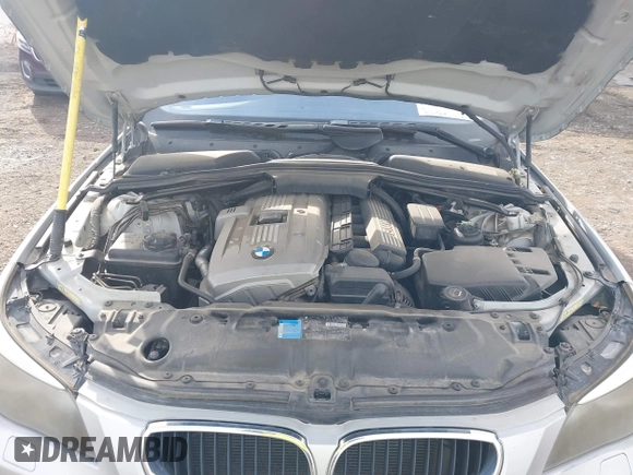 2006 BMW 5 Series 530xi with VIN WBANN73506CN01479, listed as a IAAI auction lot 40933082 with 200,464 mi miles and . Bid and sale history available at carsss.com. Image 10.