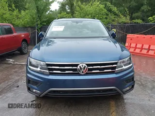 2018 Volkswagen Tiguan SEL with VIN 3VV2B7AX4JM019965, listed as a IAAI auction lot 42395783 with 107,822 mi miles and . Bid and sale history available at DreamBid. Image 12.