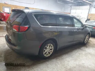 2017 Chrysler Pacifica Touring with VIN 2C4RC1DG2HR501078, listed as a Copart auction lot 54834335 with 127,585 mi miles and Clean Title. Bid and sale history available at DreamBid. Image 3.