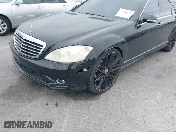 2007 Mercedes-Benz S 550 with VIN WDDNG71X57A054555, listed as a IAAI auction lot 42061165 with 127,885 mi miles and . Bid and sale history available at DreamBid. Image 6.