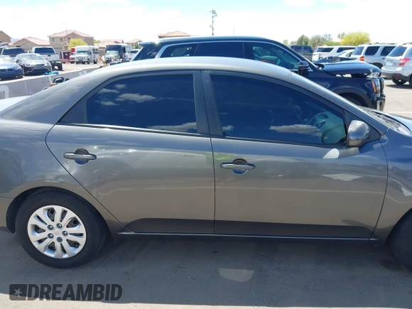 2013 Kia Forte EX with VIN KNAFU4A27D5724120, listed as a IAAI auction lot 42153084 with 154,860 mi miles. Bid and sale history available at carsss.com. Image 14.