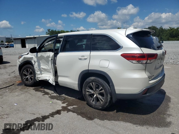 2018 Toyota Highlander LE z VIN 5TDBZRFH4JS890548, wystawiony jako Copart lot #56752715 z przebiegiem 54 152 mil mil oraz Szkoda całkowita • Salvage title. Historia ofert i sprzedaży dostępna na DreamBid. Obrazek 2.
