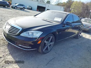 2012 Mercedes-Benz S 550 z VIN WDDNG9EB9CA453330, wystawiony jako IAAI lot #41905056 z przebiegiem Nie podano mil oraz . Historia ofert i sprzedaży dostępna na DreamBid. Obrazek 18.