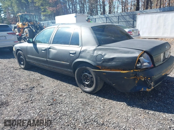 2011 Ford Crown Victoria with VIN 2FABP7AV9BX121739, listed as a IAAI auction lot 41763311 with 215,727 mi miles. Bid and sale history available at carsss.com. Image 3.