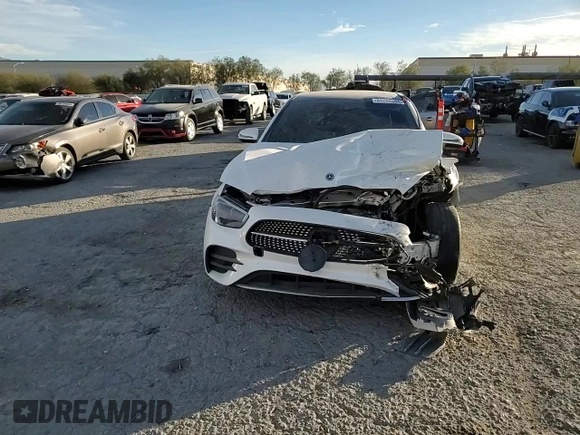 2021 Mercedes-Benz E-Class E 450 with VIN W1KZF5KB7MA935054, listed as a Copart auction lot 86288904 with 30,275 mi miles and Salvage Title. Bid and sale history available at carsss.com. Image 11.