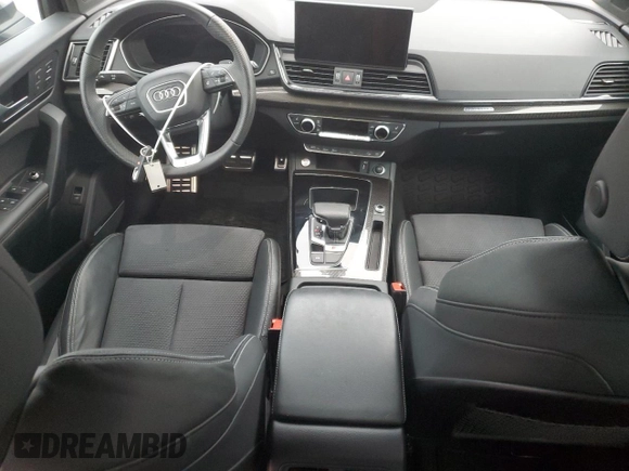2022 Audi SQ5 Premium Plus with VIN WA1B4AFY3N2045083, listed as a Copart auction lot 74147484 with 11,033 mi miles and Salvage Title. Bid and sale history available at carsss.com. Image 8.