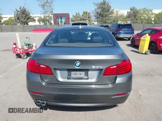 2015 BMW 5 Series 528i z VIN WBA5A5C5XFD515013, wystawiony jako IAAI lot #42105984 z przebiegiem 157 465 mil mil oraz . Historia ofert i sprzedaży dostępna na DreamBid. Obrazek 16.