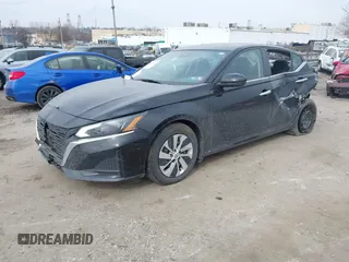 2023 Nissan Altima S with VIN 1N4BL4BVXPN388910, listed as a IAAI auction lot 41664674 with 33,160 mi miles and . Bid and sale history available at carsss.com. Image 2.