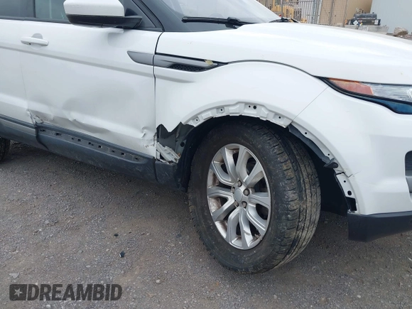 2015 Land Rover Range Rover Evoque Pure with VIN SALVN2BG6FH074216, listed as a IAAI auction lot 41945893 with 91,939 mi miles. Bid and sale history available at carsss.com. Image 6.