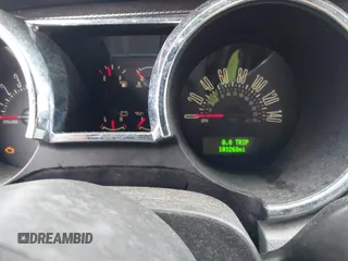 2007 Ford Mustang GT Deluxe with VIN 1ZVFT82H075304832, listed as a IAAI auction lot 41671385 with 103,268 mi miles and . Bid and sale history available at DreamBid. Image 7.