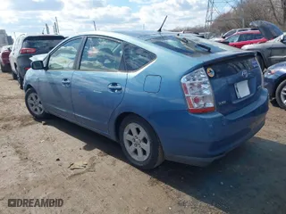 2006 Toyota Prius with VIN JTDKB20U767514185, listed as a IAAI auction lot 41679500 with 90,805 mi miles. Bid and sale history available at carsss.com. Image 3.