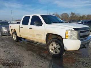 2008 Chevrolet Silverado 1500 LT w/1LT with VIN 3GCEK13M78G127985, listed as a IAAI auction lot 41453826 with 279,748 mi miles. Bid and sale history available at carsss.com. Image 1.