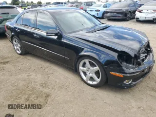 2008 Mercedes-Benz E-Class Sport 5.5L with VIN WDBUF72X48B328801, listed as a Copart auction lot 52808095 with 91,850 mi miles and Salvage Title. Bid and sale history available at carsss.com. Image 4.