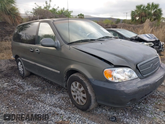 2004 Kia Sedona LX with VIN KNDUP131346533373, listed as a IAAI auction lot 41632342 with 76,545 mi miles. Bid and sale history available at carsss.com. Image 1.