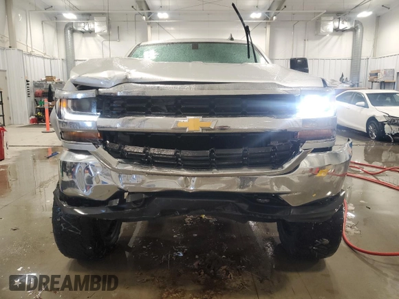 2016 Chevrolet Silverado 1500 LT with VIN 1GCUKREC2GF205331, listed as a Copart auction lot 46349495 with 102,972 mi miles and Clean Title. Bid and sale history available at DreamBid. Image 5.