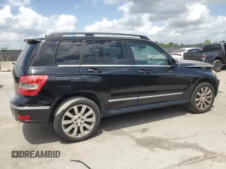 2010 Mercedes-Benz GLK with VIN WDCGG5GB5AF459676, listed as a Copart auction lot 52862775 with 121,032 mi miles and Clean Title. Bid and sale history available at carsss.com. Image 3.