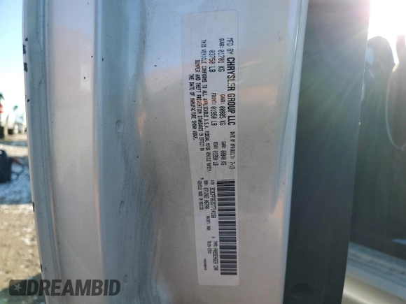 2013 FIAT 500e с VIN 3C3CFFGE2DT714158, выставлен на аукционе Copart как лот 85151624 с пробегом 71 980 миль миль и Списание • Salvage title. История ставок и продаж доступна на DreamBid. Изображение 12.